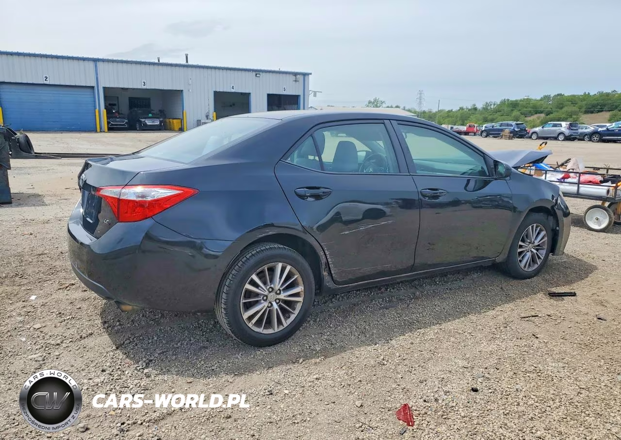 2015 Toyota Corolla Le Plus VIN:2T1BURHE2FC424909 - 3