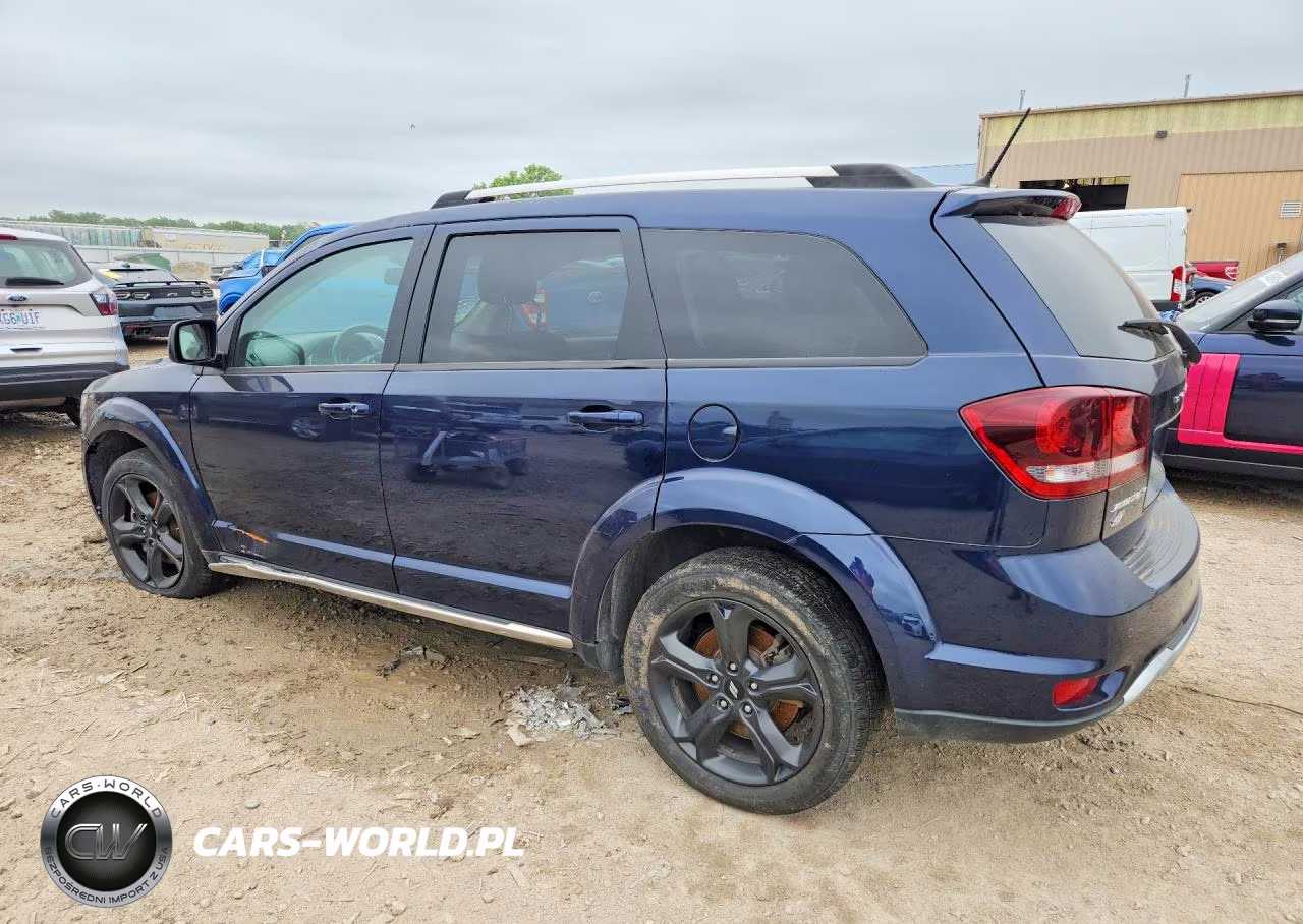 2018 Dodge Journey Crossroad VIN:3C4PDDGG3JT296326 - 2