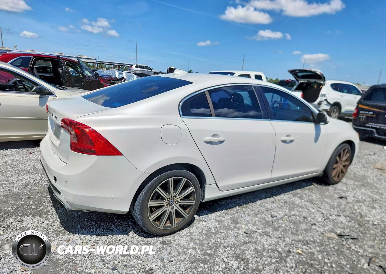 2017 Volvo S60 Premier VIN:LYV402HK3HB154767 - 3
