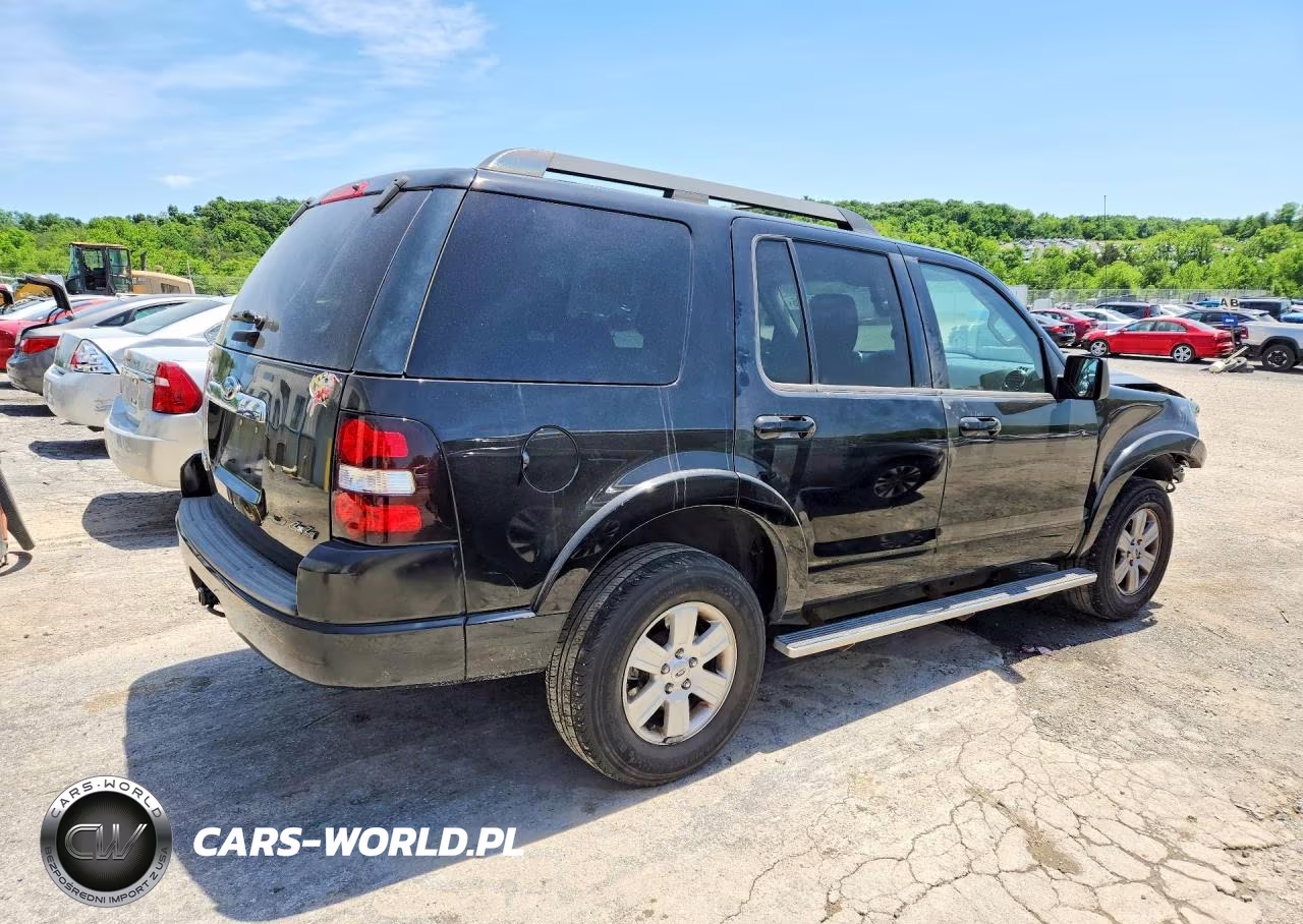 2010 Ford Explorer Xlt VIN:1FMEU7DE6AUA77938 - 3