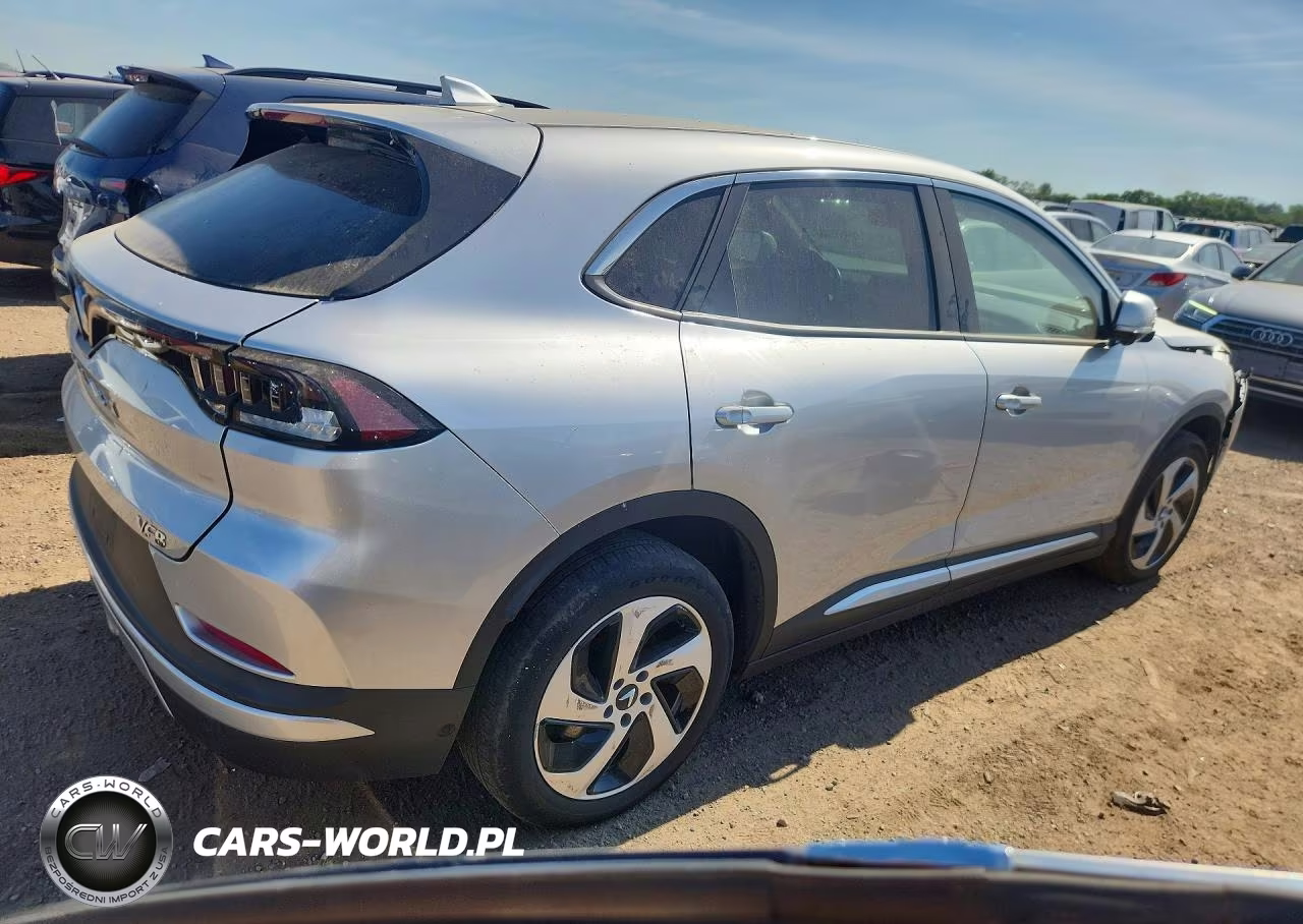 2024 Vinfast Trading And Production Vf 8 Eco VIN:RLLV1AEB8RH008368 - 3