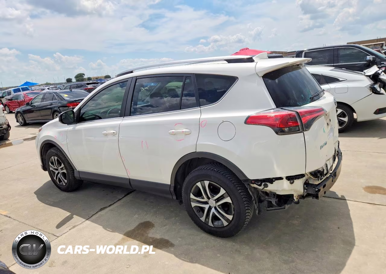 2018 Toyota Rav4 Le VIN:JTMZFREV8JJ747646 - 2
