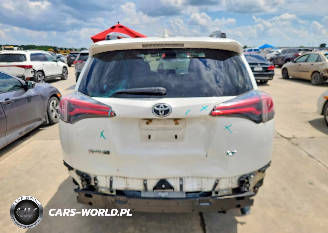 2018 Toyota Rav4 Le VIN:JTMZFREV8JJ747646 - 6