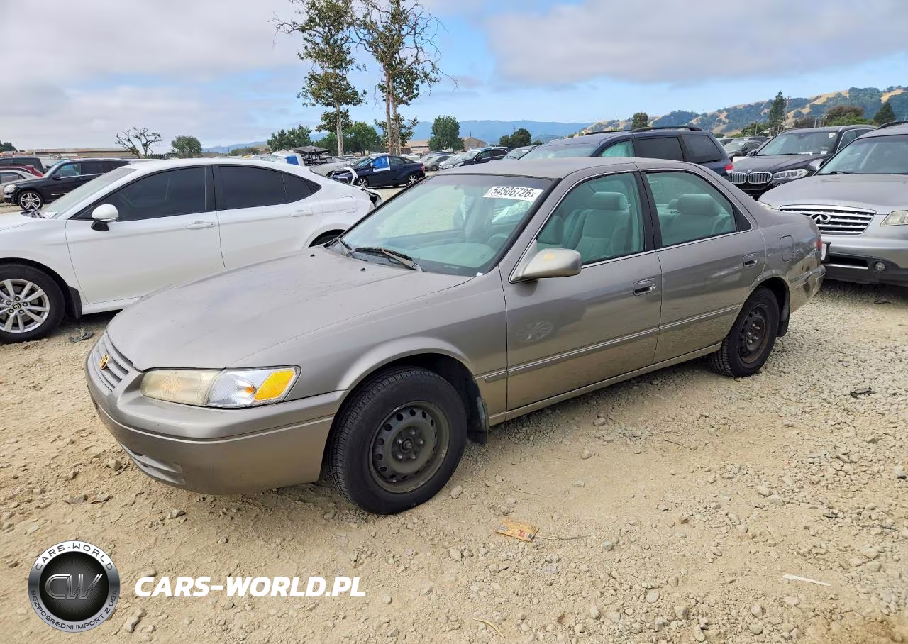 1999 Toyota Camry Le