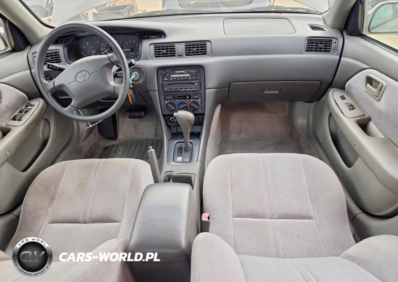 1999 Toyota Camry Le VIN:4T1BG22K5XU528985 - 8