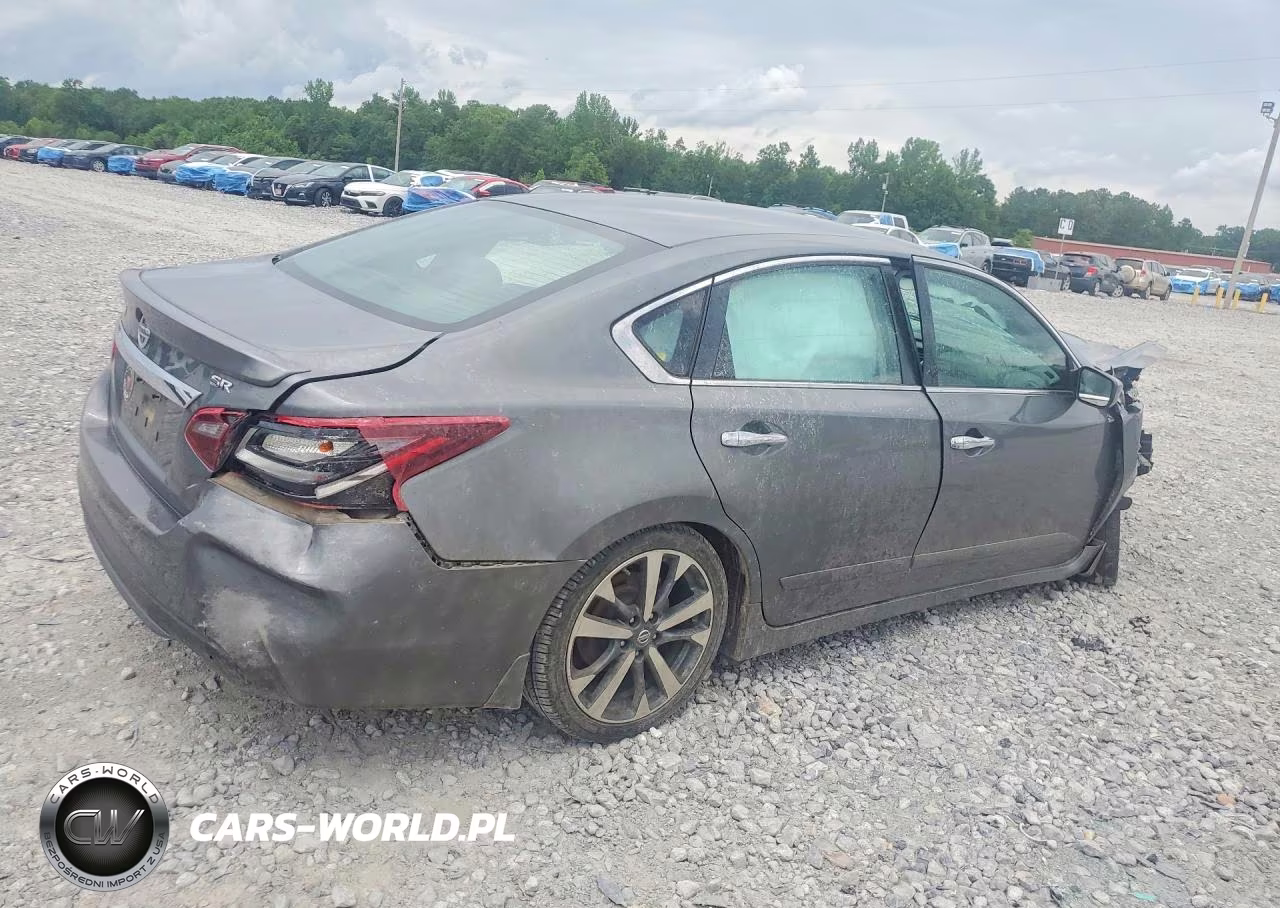 2017 Nissan Altima 2.5 Sr VIN:1N4AL3AP3HC163475 - 3