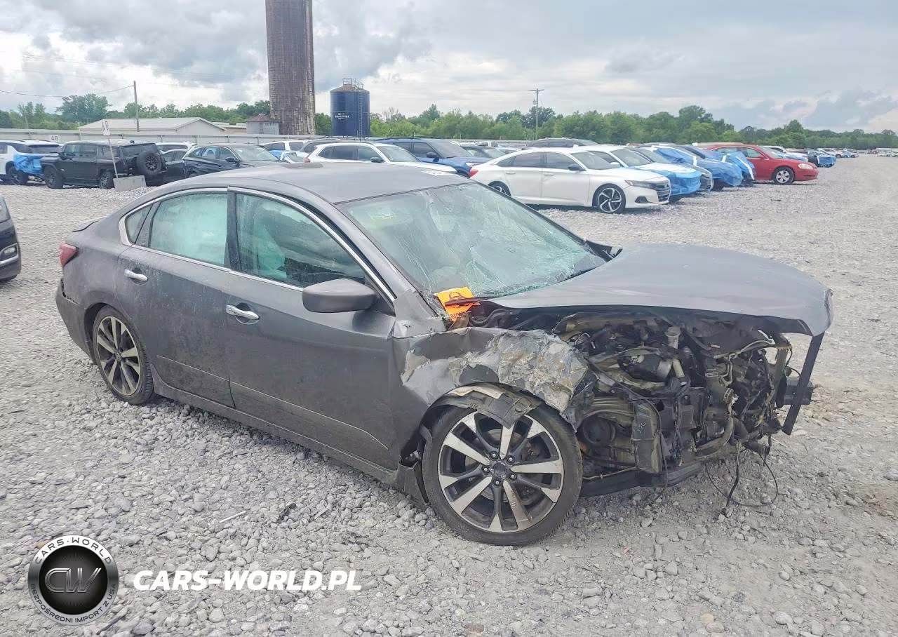 2017 Nissan Altima 2.5 Sr VIN:1N4AL3AP3HC163475 - 4