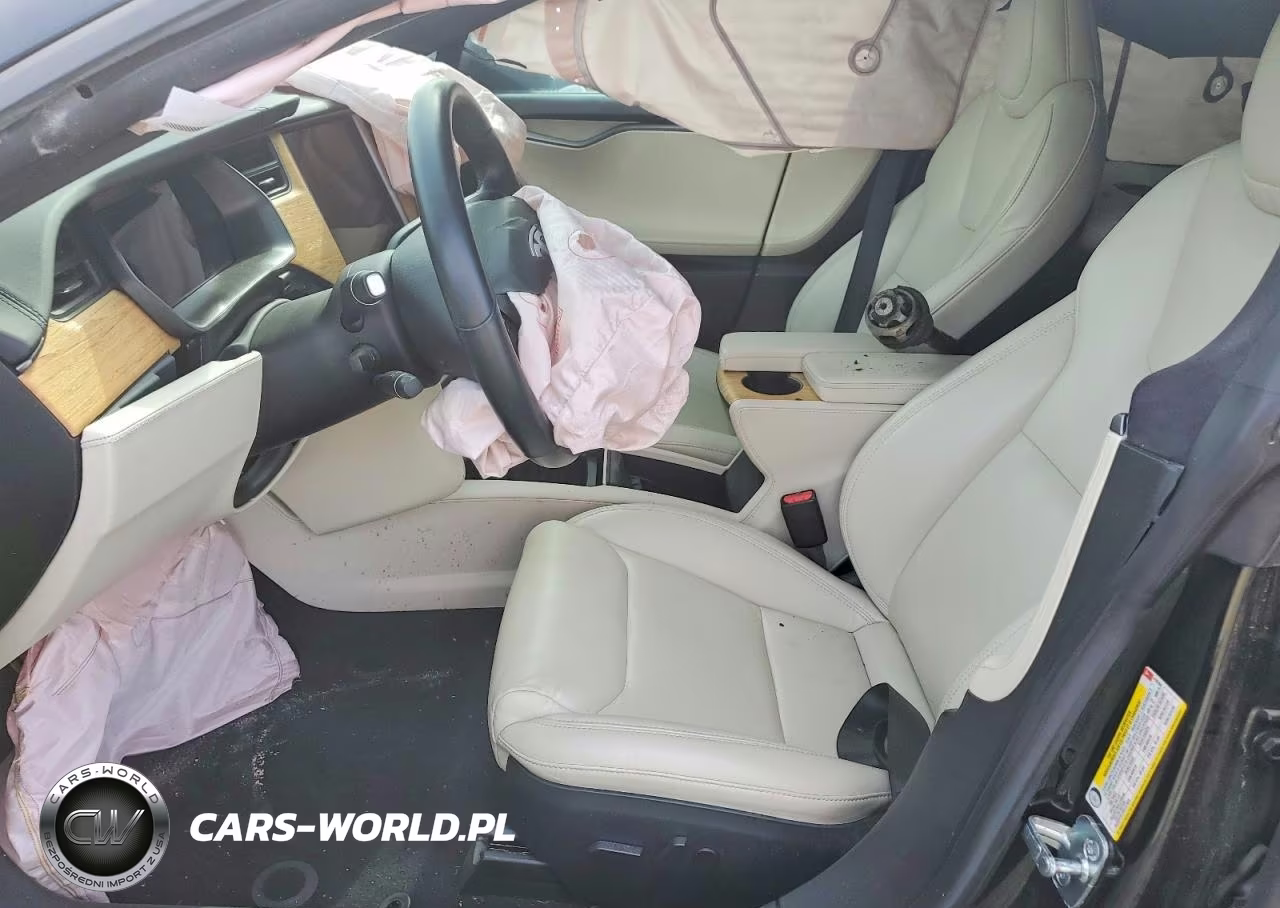 2020 Tesla Model S VIN:5YJSA1E20LF416206 - 7