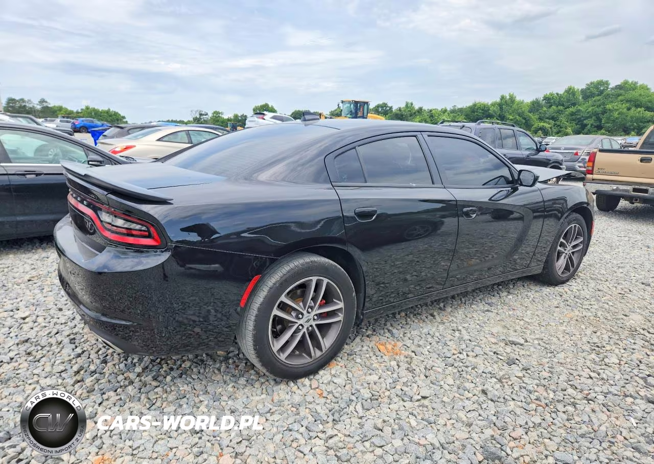 2018 Dodge Charger Gt VIN:2C3CDXJG9JH181235 - 3