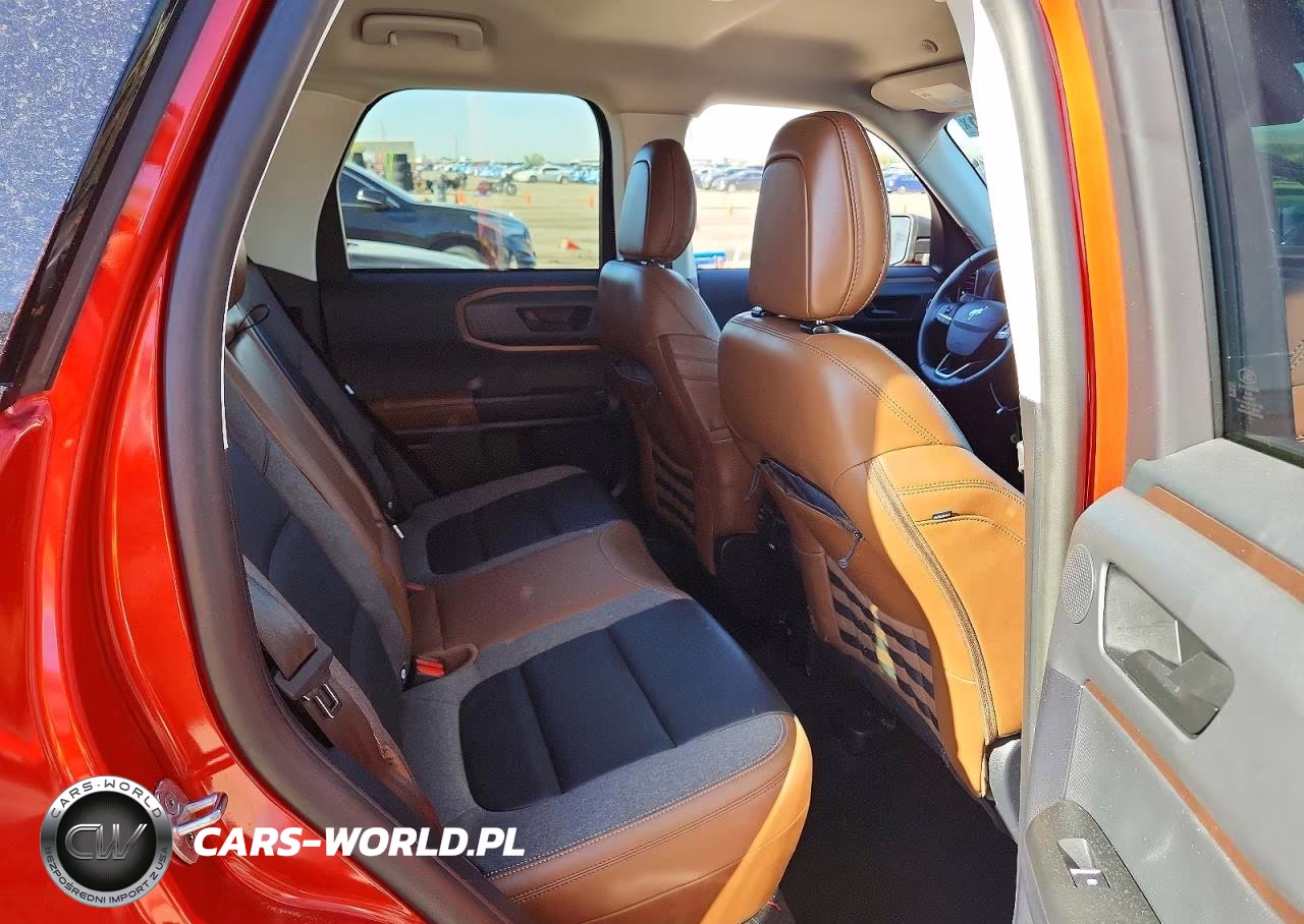 2023 Ford Bronco Sport Outer Banks VIN:3FMCR9C63PRD60523 - 10