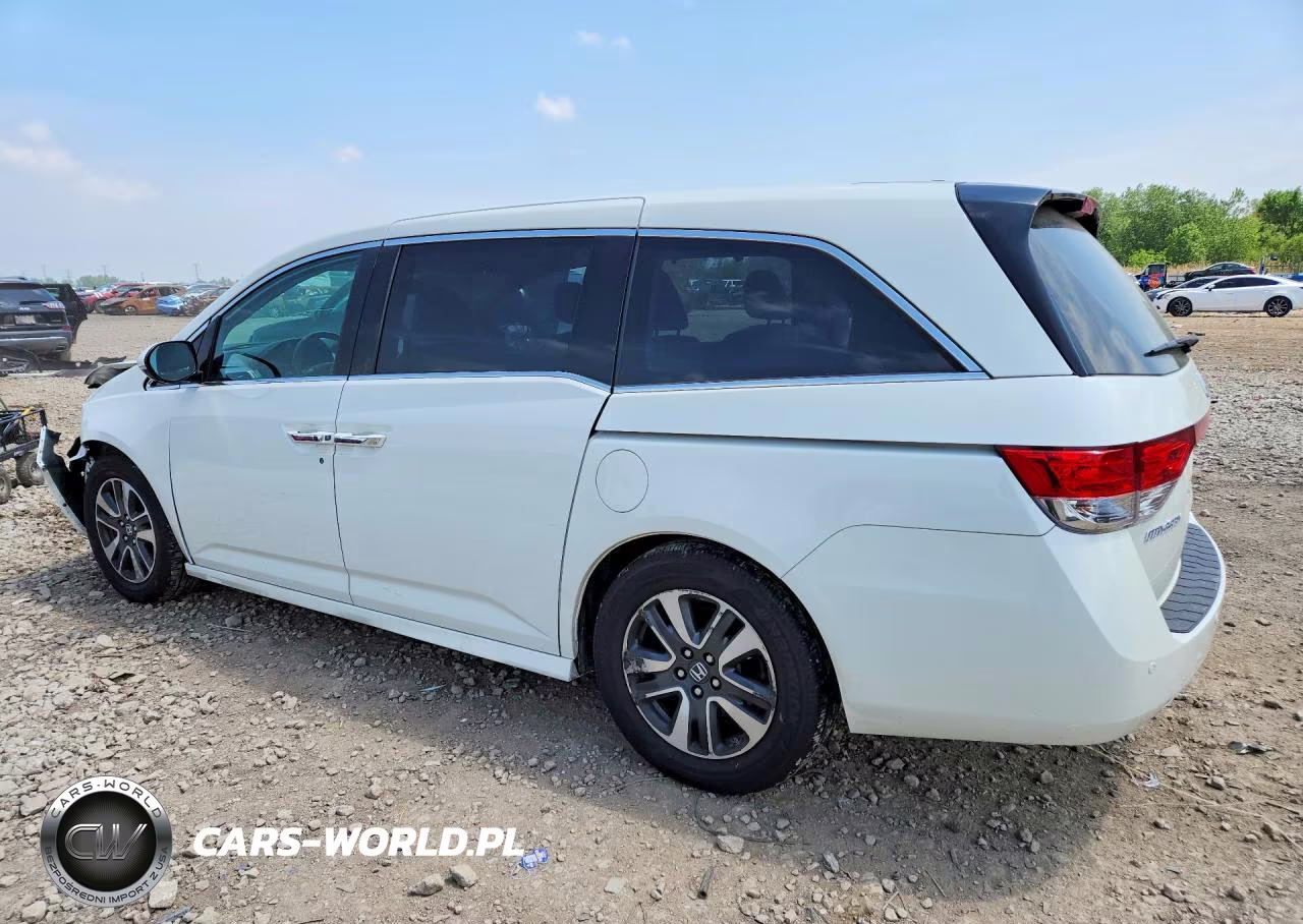 2015 Honda Odyssey Touring VIN:5FNRL5H99FB108710 - 2