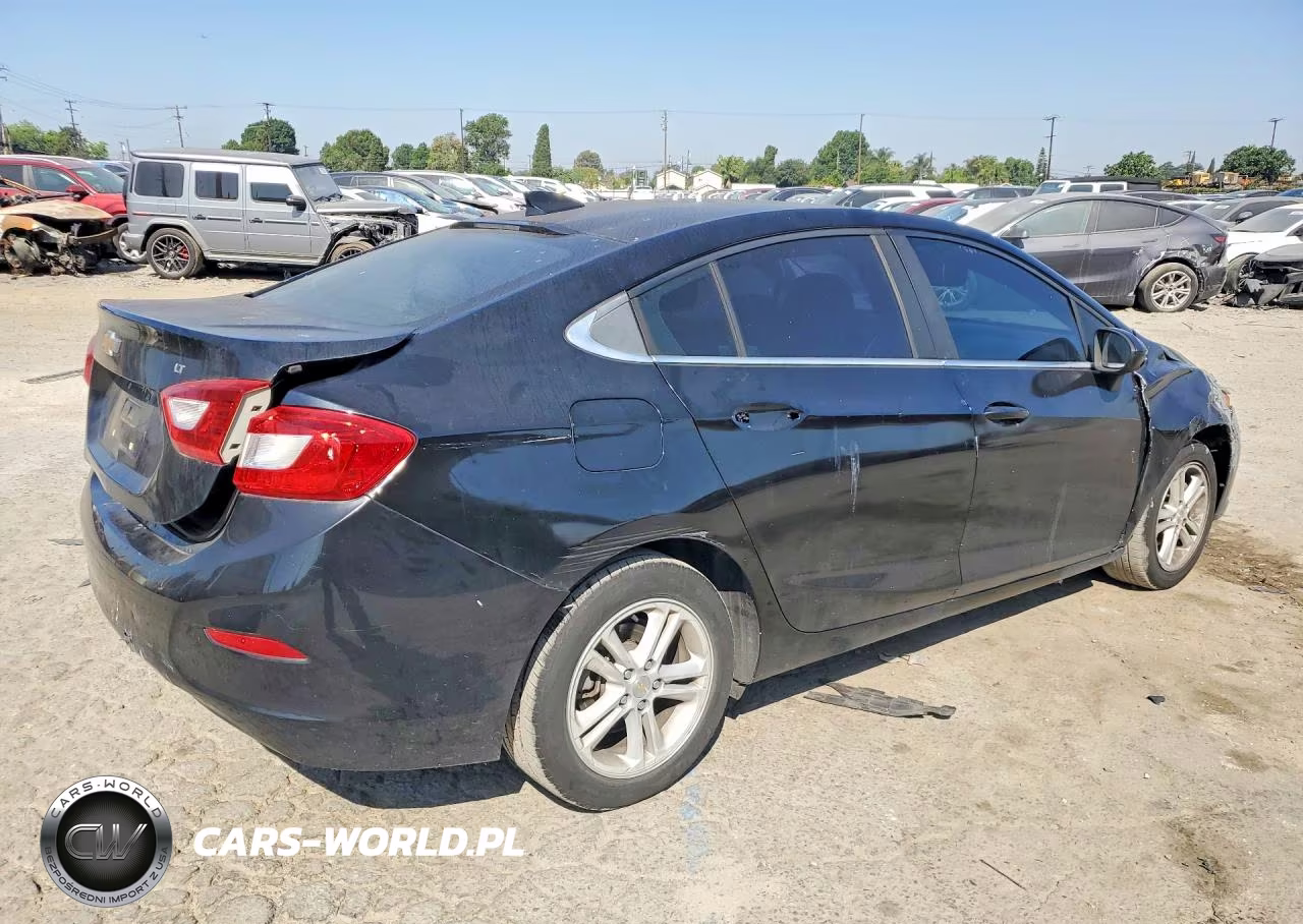 2016 Chevrolet Cruze Lt VIN:1G1BE5SM5G7256488 - 3
