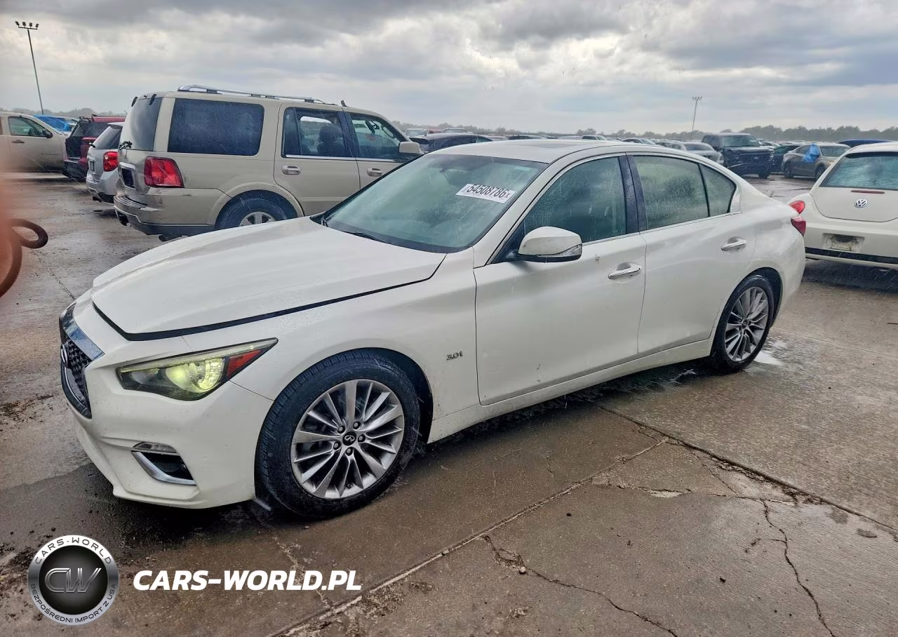 2018 Infiniti Q50 3.0T Luxe – zdjęcie 1 z 12