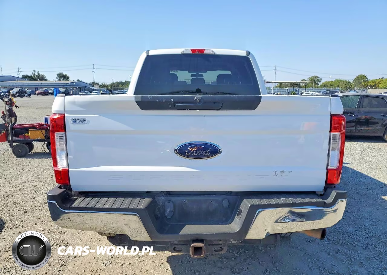 2018 Ford F250 Super Duty VIN:1FT7W2A68JEB04185 - 6