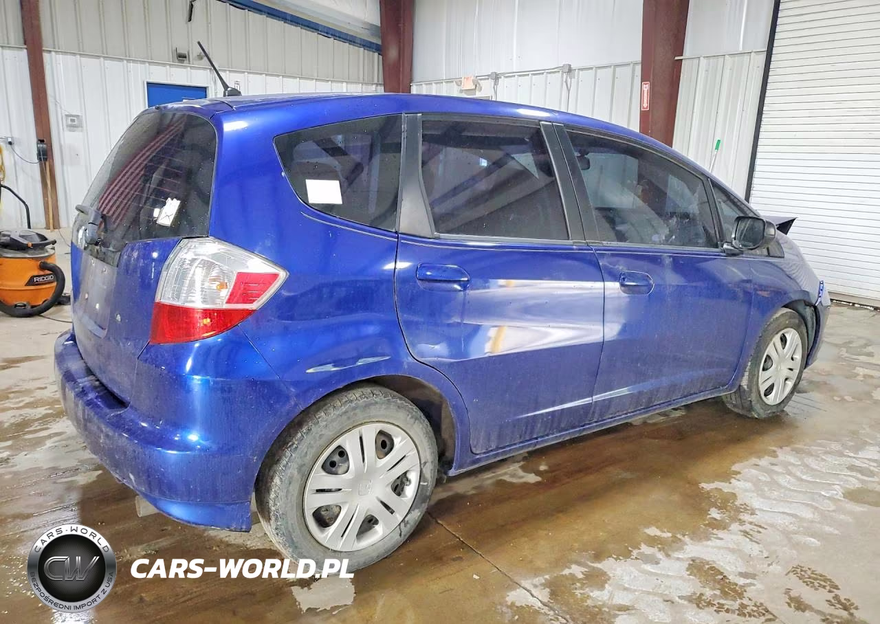 2010 Honda Fit VIN:JHMGE8H26AS003543 - 3