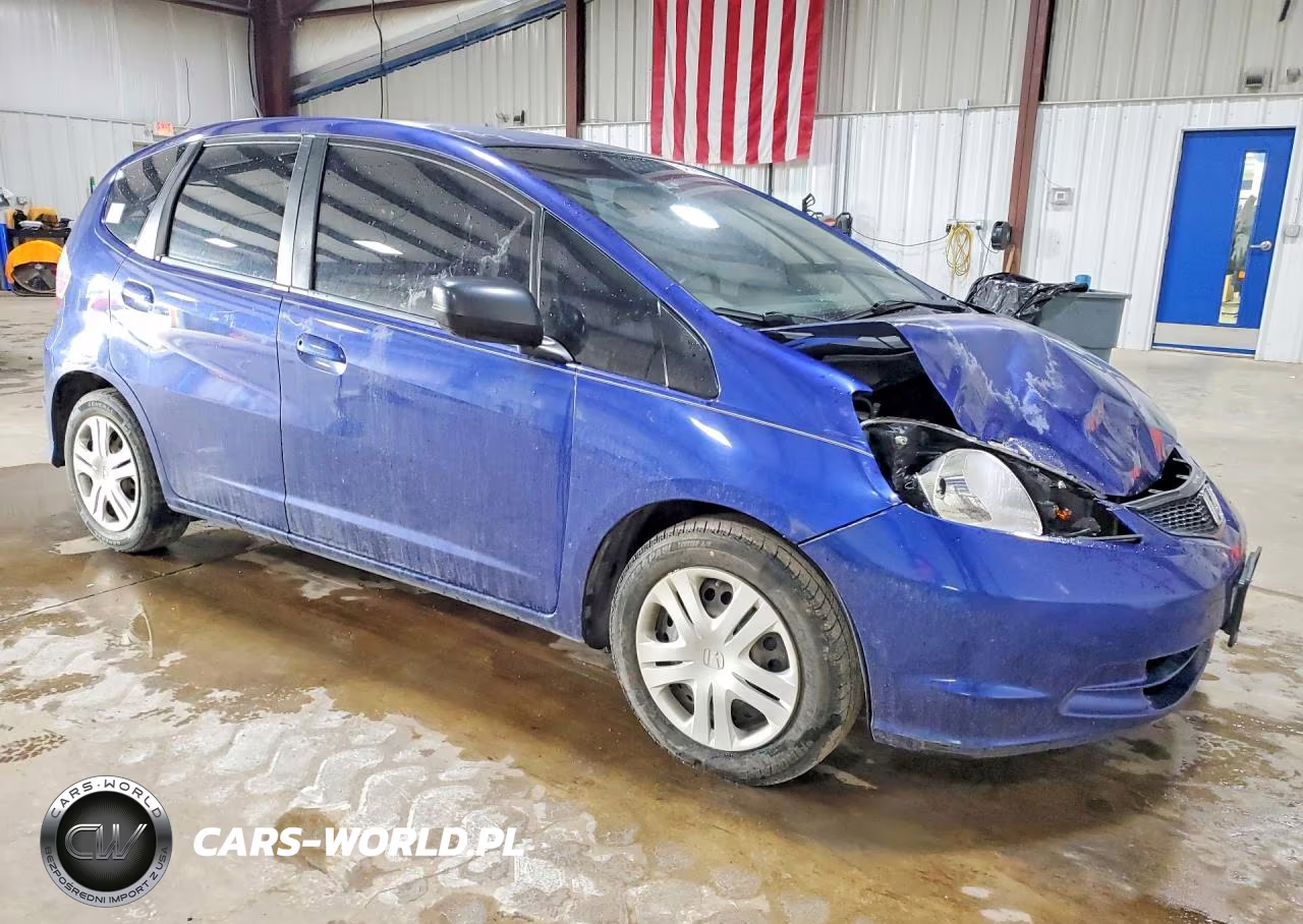 2010 Honda Fit VIN:JHMGE8H26AS003543 - 4