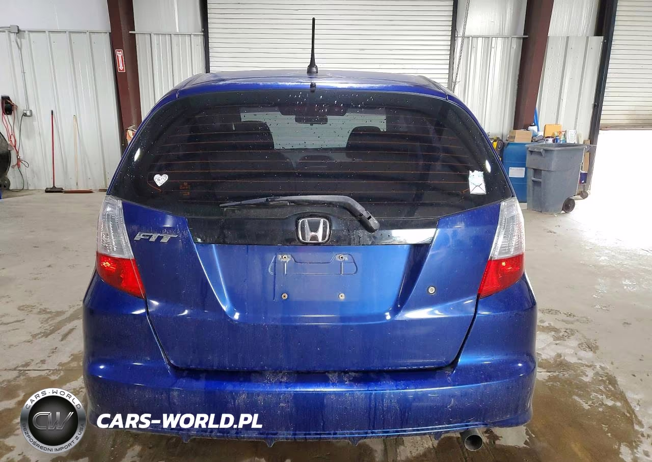 2010 Honda Fit VIN:JHMGE8H26AS003543 - 6