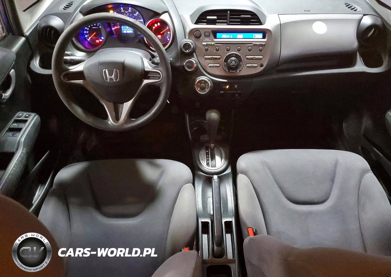 2010 Honda Fit VIN:JHMGE8H26AS003543 - 8