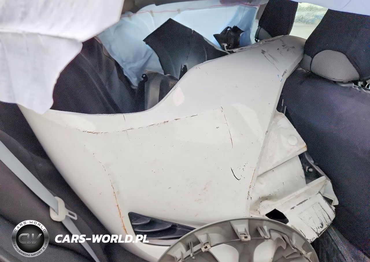 2019 Toyota Corolla Le VIN:2T1BURHE2KC129366 - 10