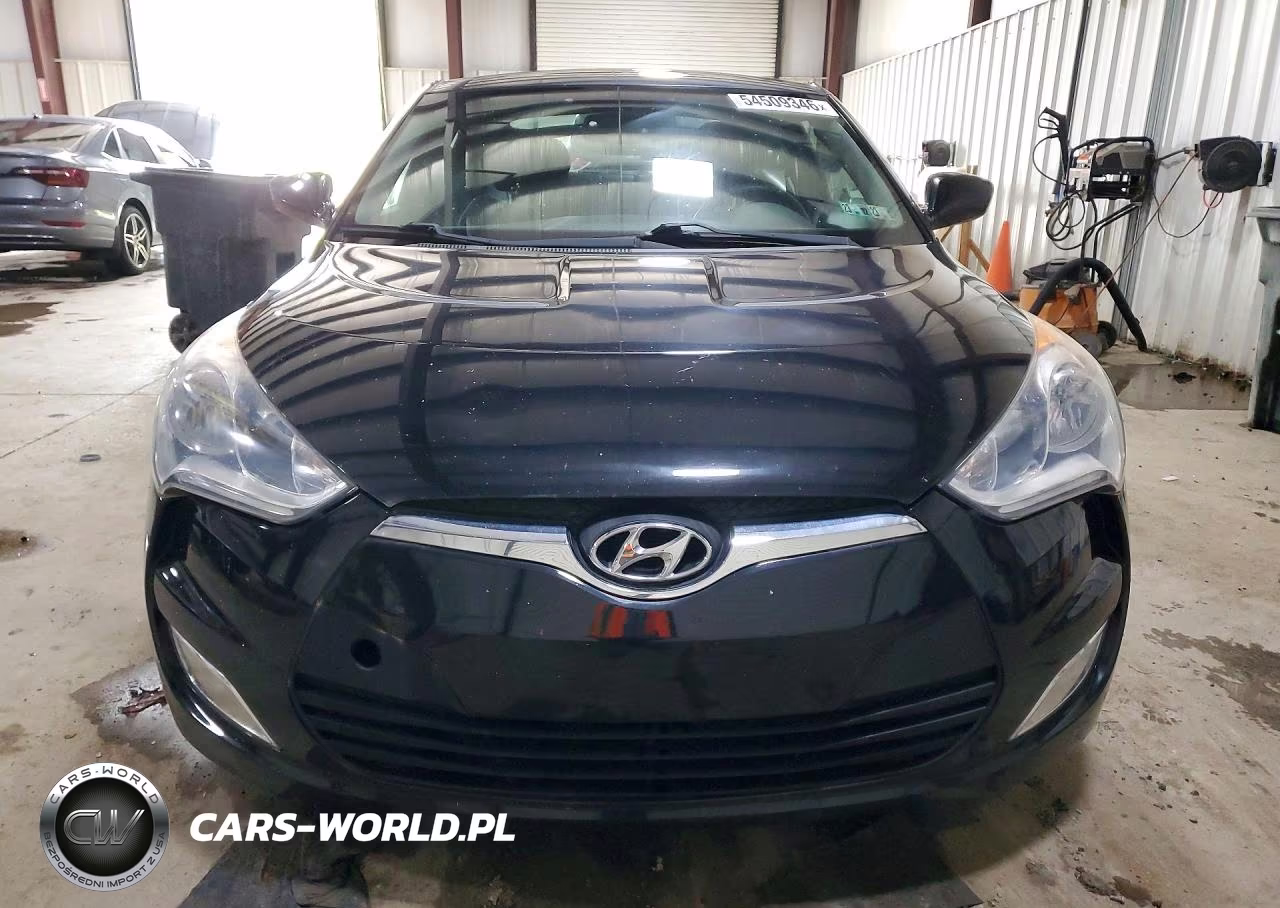 2013 Hyundai Veloster Base VIN:KMHTC6AD2DU121227 - 5