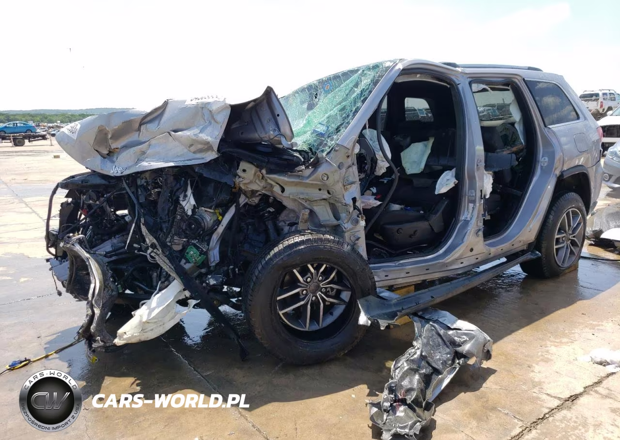 2020 Jeep Grand Cherokee Laredo – zdjęcie 1 z 13