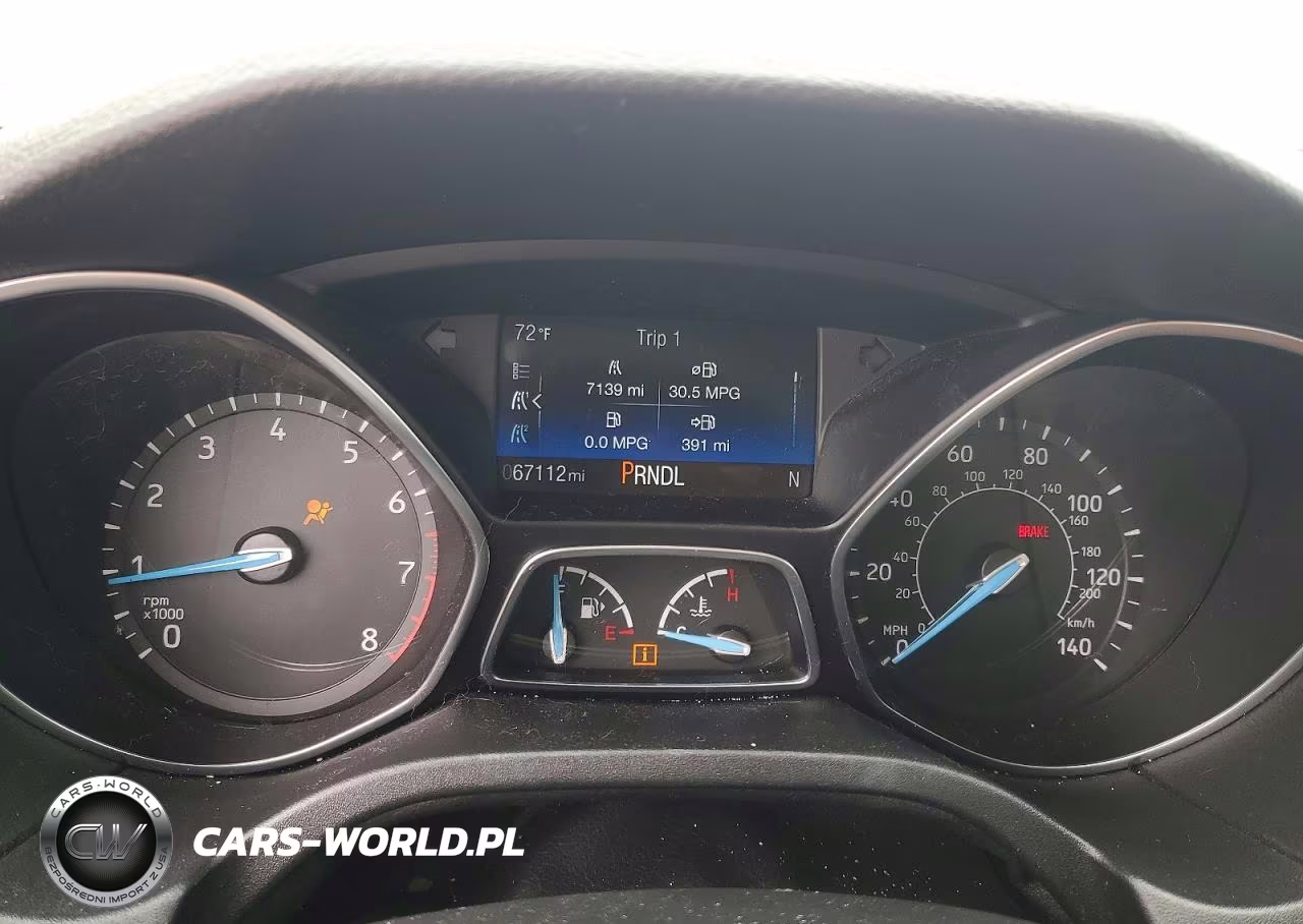2017 Ford Focus Se VIN:1FADP3F24HL300681 - 9