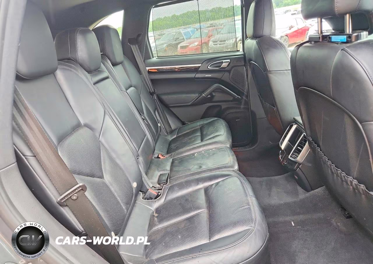 2014 Porsche Cayenne S VIN:WP1AB2A25ELA58488 - 11