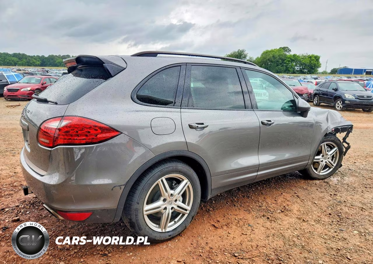 2014 Porsche Cayenne S VIN:WP1AB2A25ELA58488 - 3