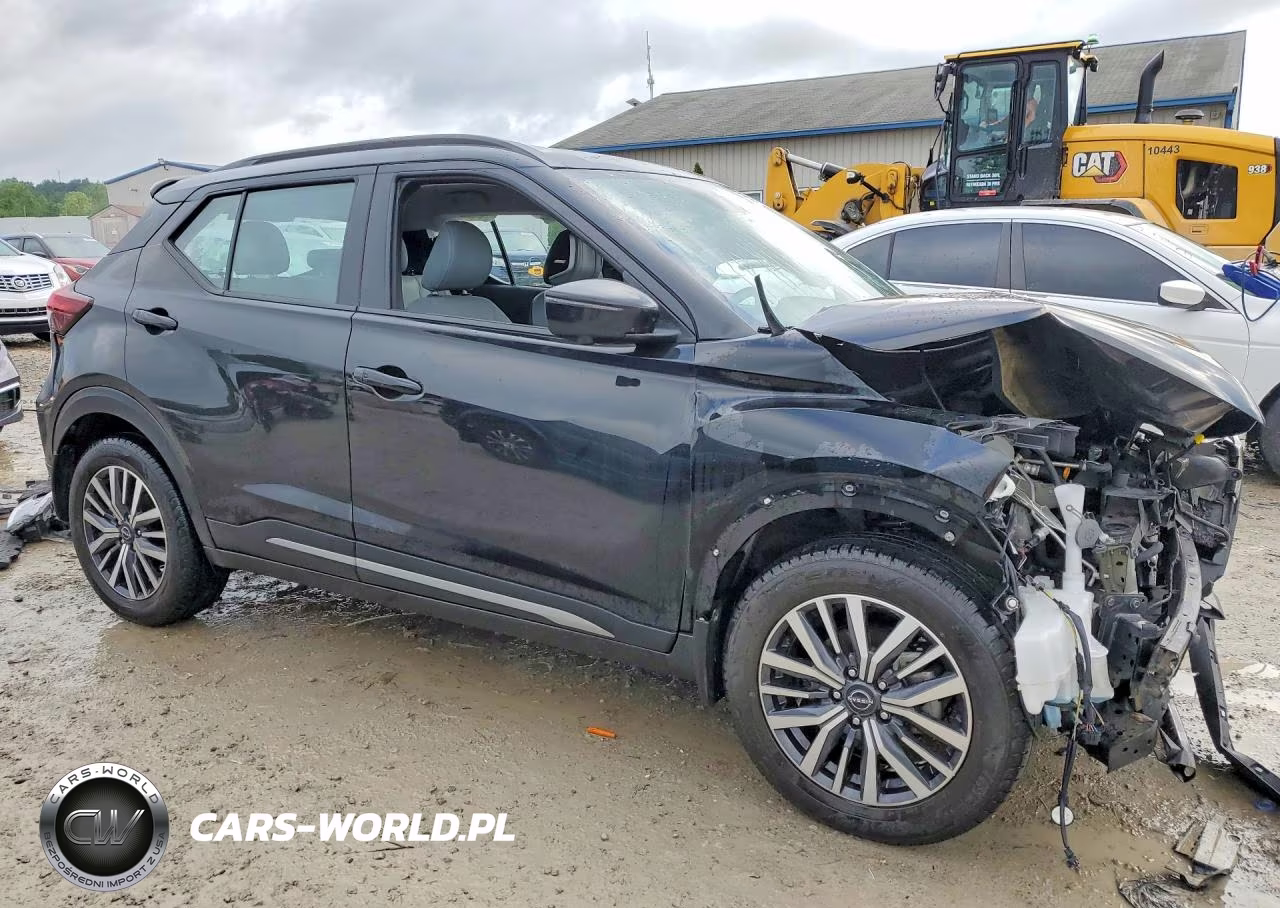 2024 Nissan Kicks Sr VIN:3N1CP5DV2RL493615 - 4