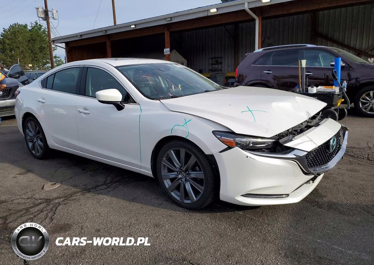 2018 Mazda 6 Touring VIN:JM1GL1VMXJ1329386 - 4