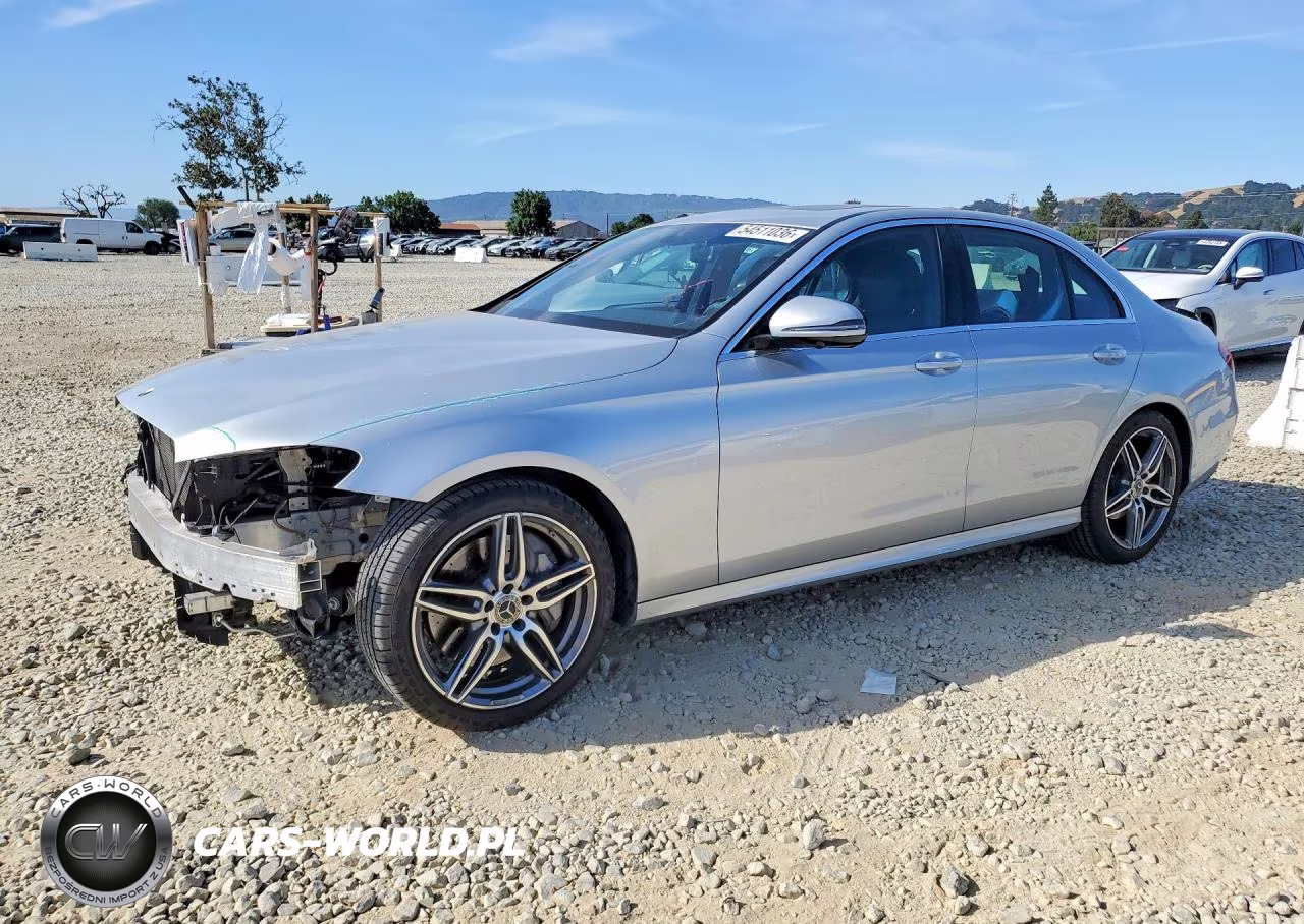 2019 Mercedes-Benz E 300