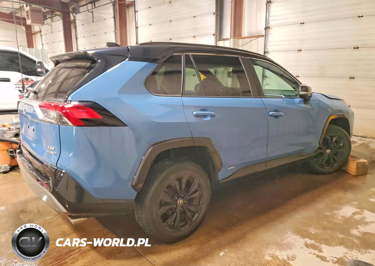 2022 Toyota Rav4 Xse VIN:2T3E6RFV7NW033639 - 3