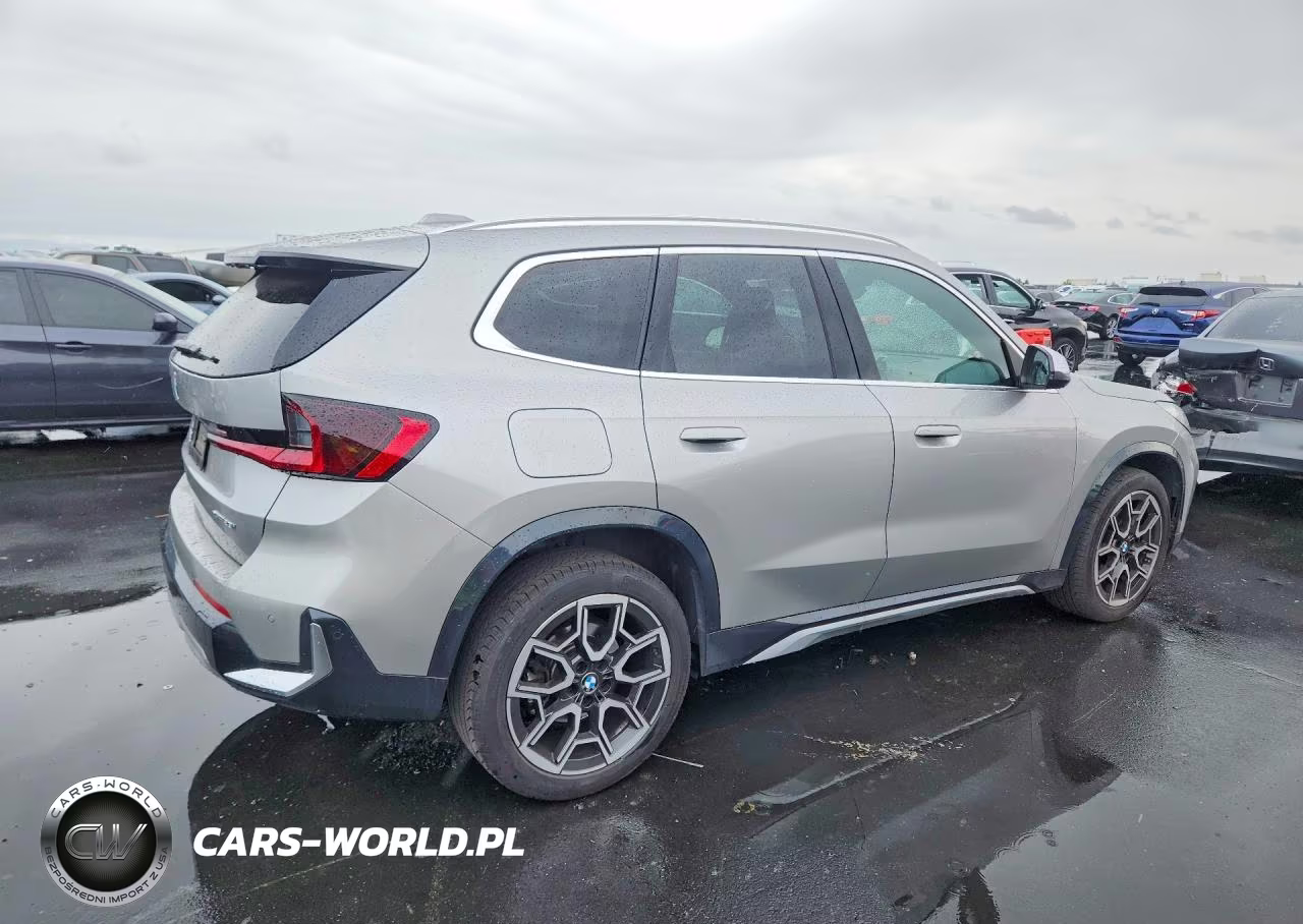 2023 BMW X1 xDrive28I VIN:WBX73EF07P5W65374 - 3