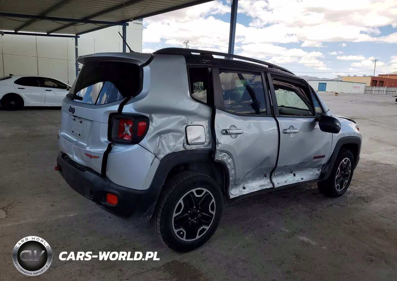 2016 Jeep Renegade Trailhawk VIN:ZACCJBCT7GPD94659 - 3