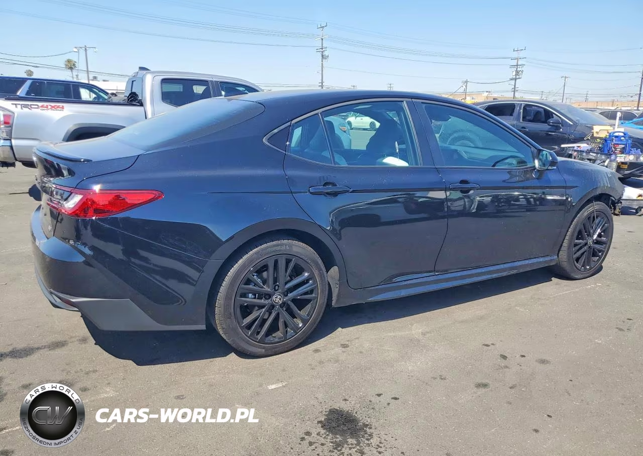 2026 Toyota Camry Se VIN:4T1DAACK2TU734701 - 3