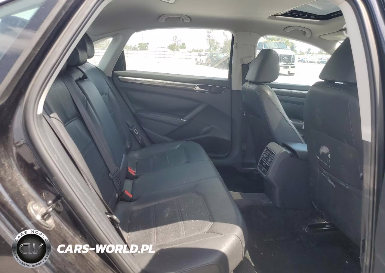 2017 Volkswagen Passat Se VIN:1VWBT7A37HC034137 - 10
