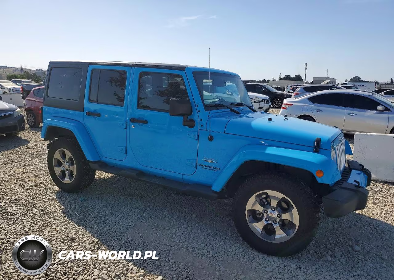 2017 Jeep Wrangler Unlimited Sahara VIN:1C4BJWEG2HL601502 - 4