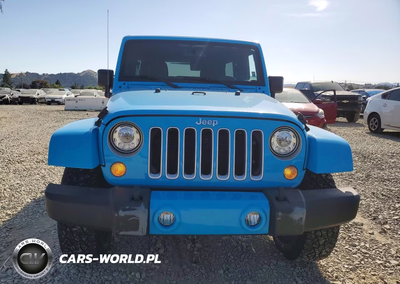 2017 Jeep Wrangler Unlimited Sahara VIN:1C4BJWEG2HL601502 - 5