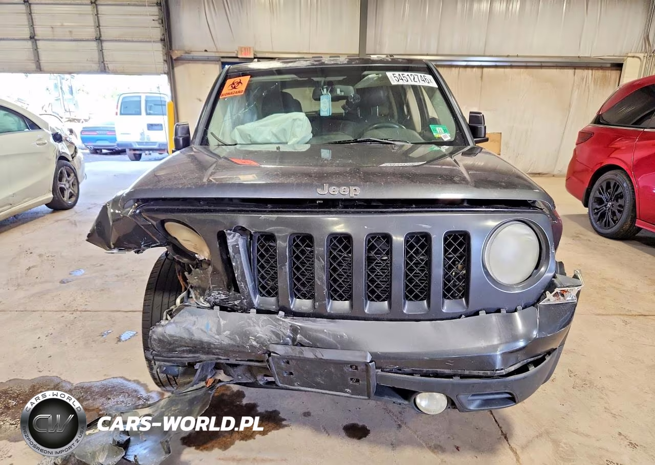 2011 Jeep Patriot Latitude VIN:1J4NT4GB6BD112030 - 5