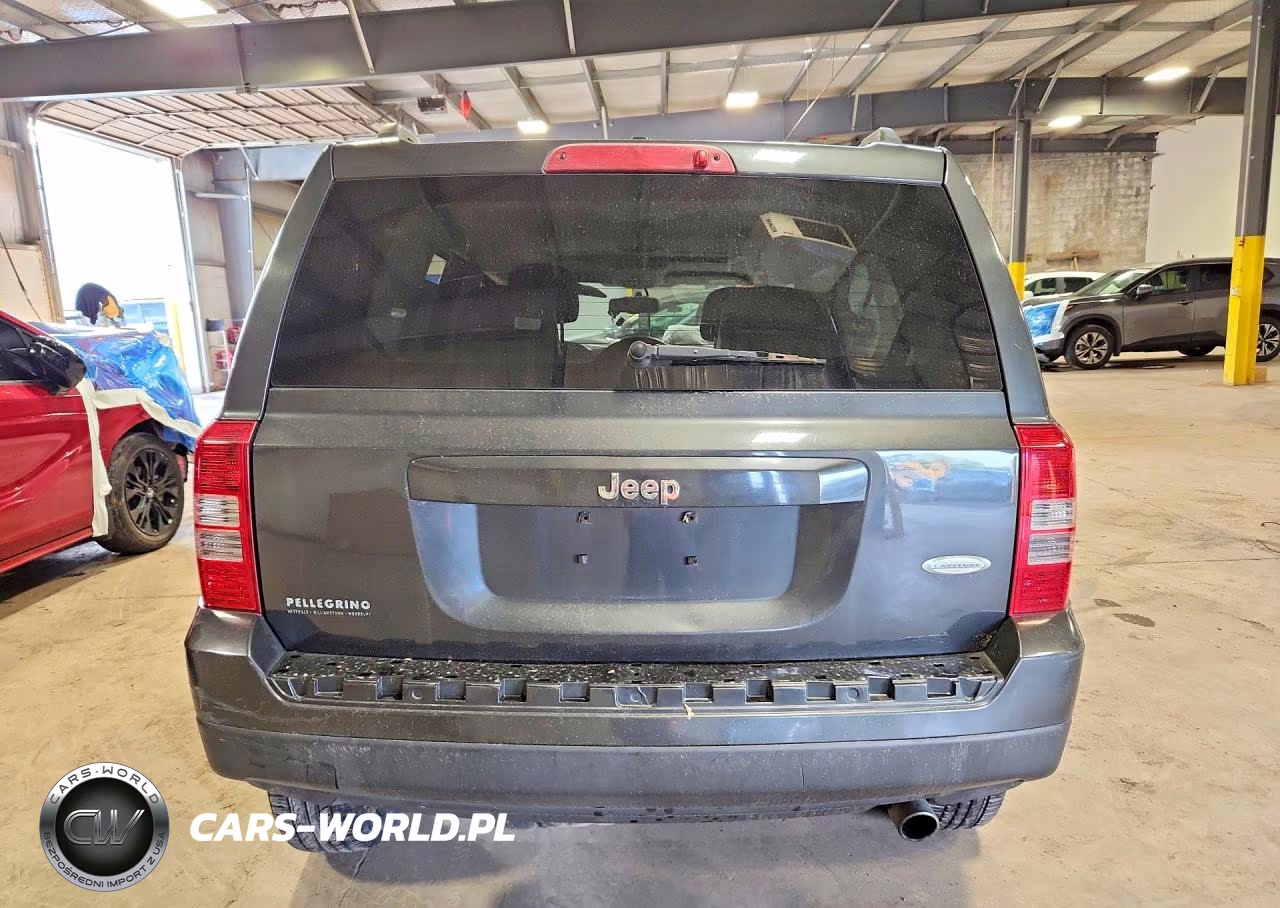 2011 Jeep Patriot Latitude VIN:1J4NT4GB6BD112030 - 6