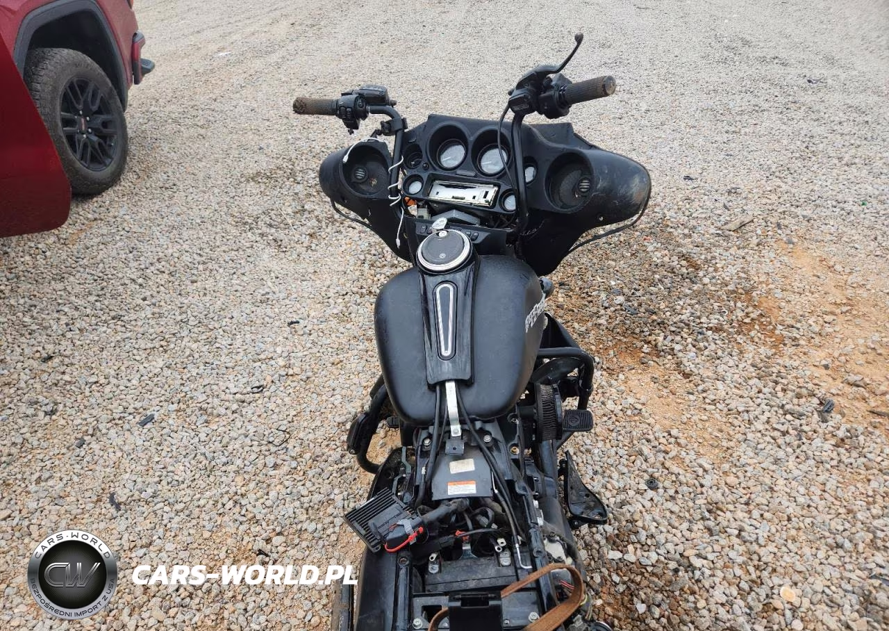 2012 Harley-Davidson Flhx Street Glide VIN:1HD1KBM13CB632219 - 6