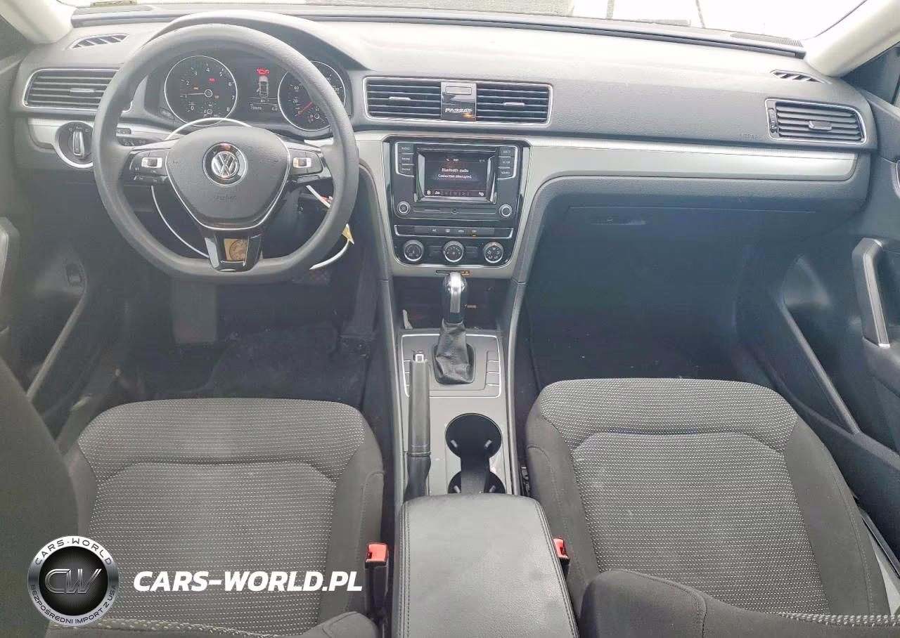 2018 Volkswagen Passat S VIN:1VWAA7A38JC043727 - 8