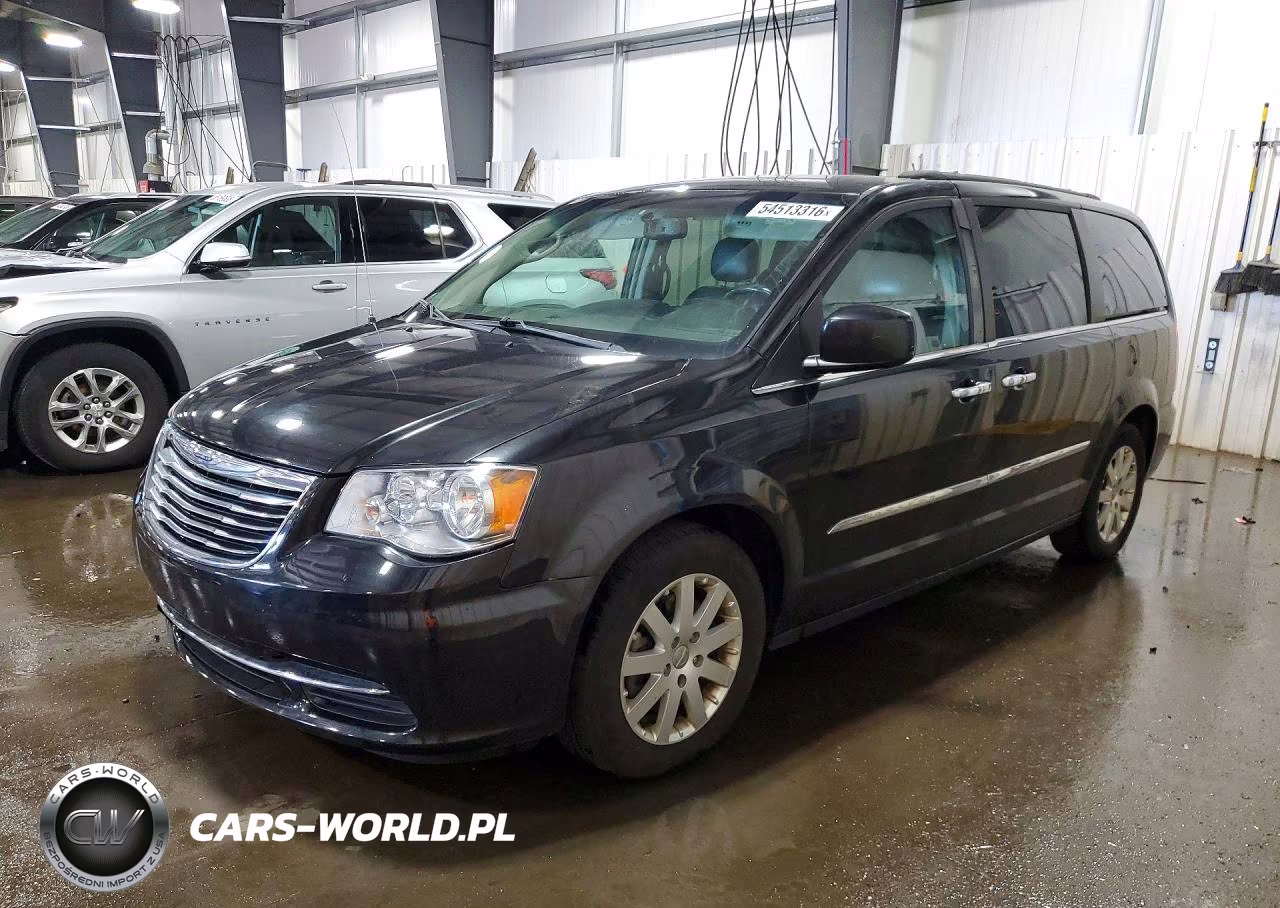 2015 Chrysler Town & Country Touring – zdjęcie 1 z 13