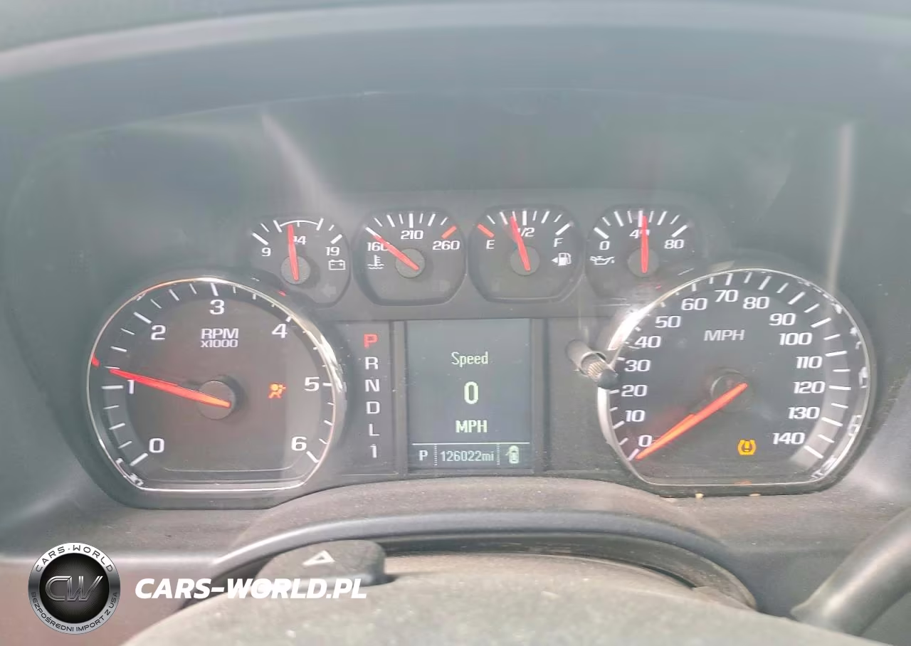 2018 Chevrolet Silverado K2500 Heavy Duty VIN:1GC1KUEG5JF215027 - 9