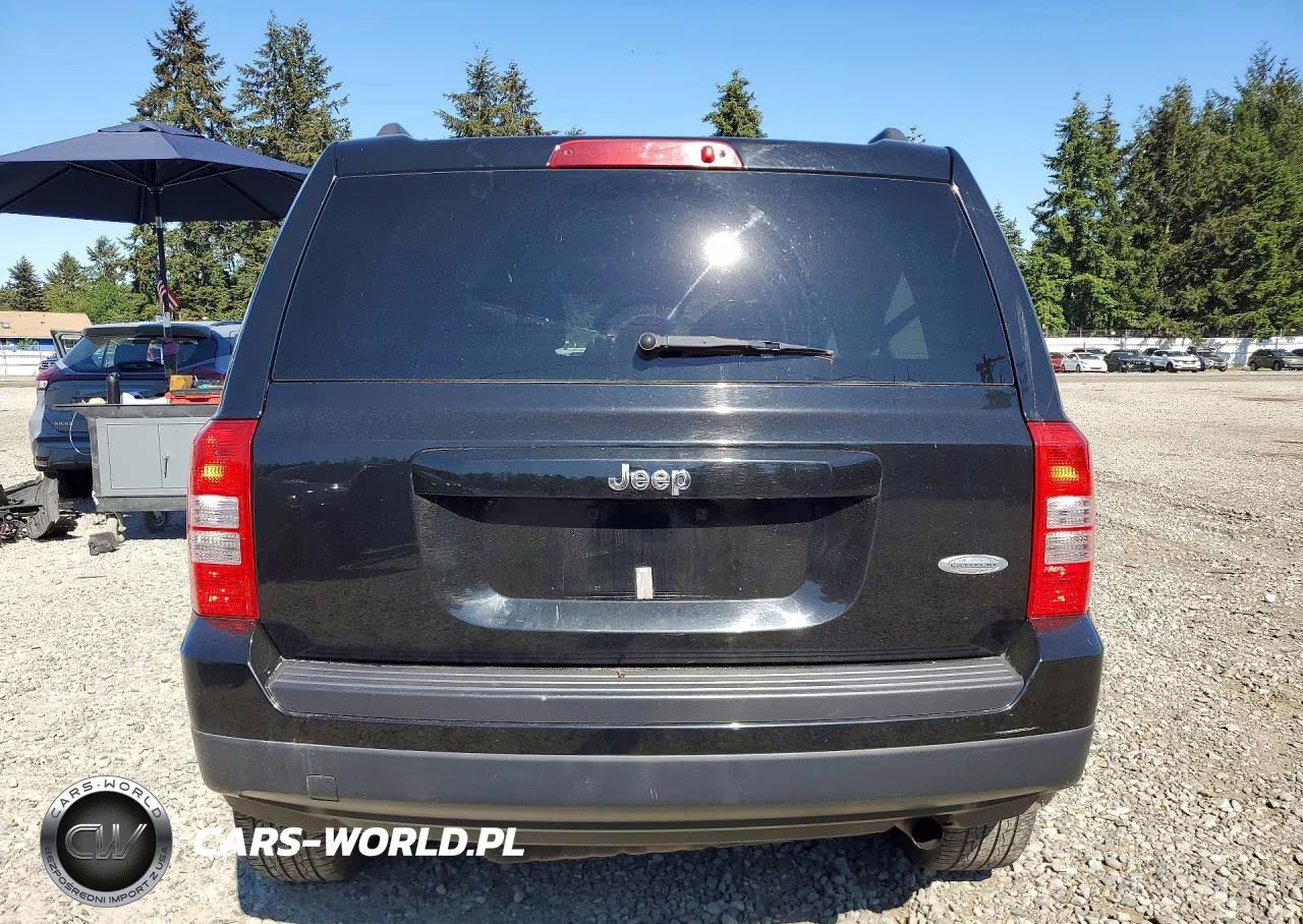 2014 Jeep Patriot Latitude VIN:1C4NJPFB2ED793757 - 6