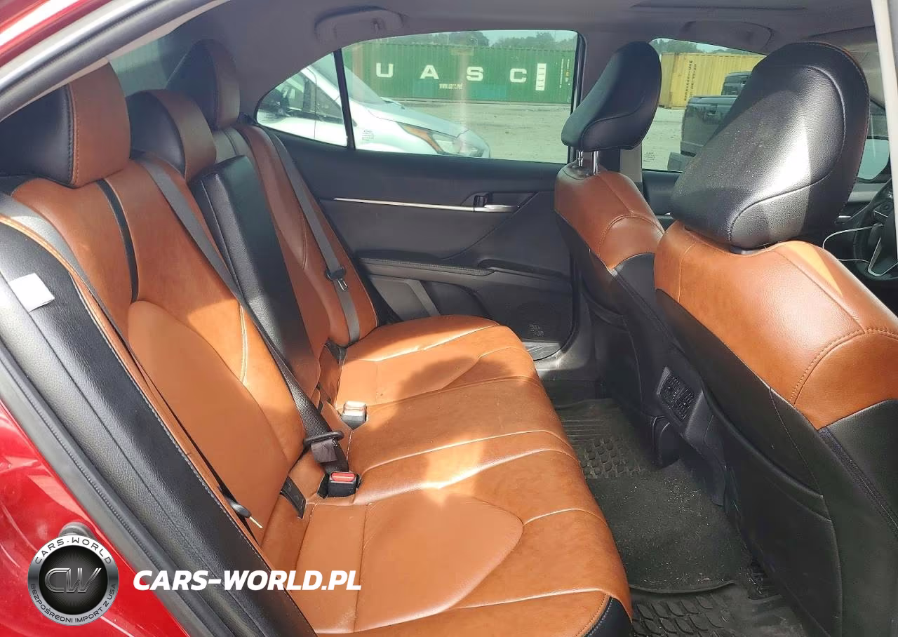 2021 Toyota Camry Xle VIN:4T1F31AK8MU554159 - 10