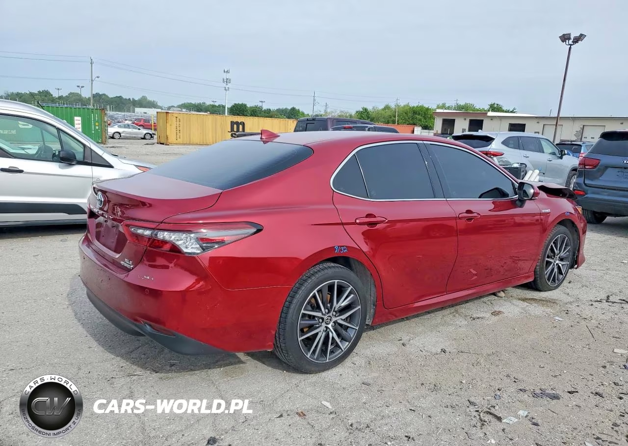 2021 Toyota Camry Xle VIN:4T1F31AK8MU554159 - 3