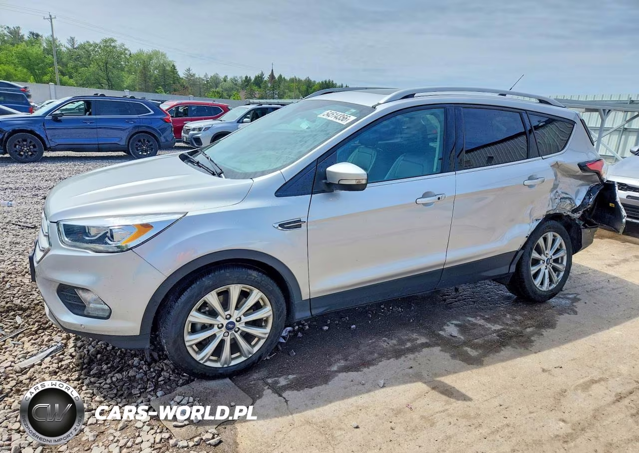 2018 Ford Escape Titanium – zdjęcie 1 z 13