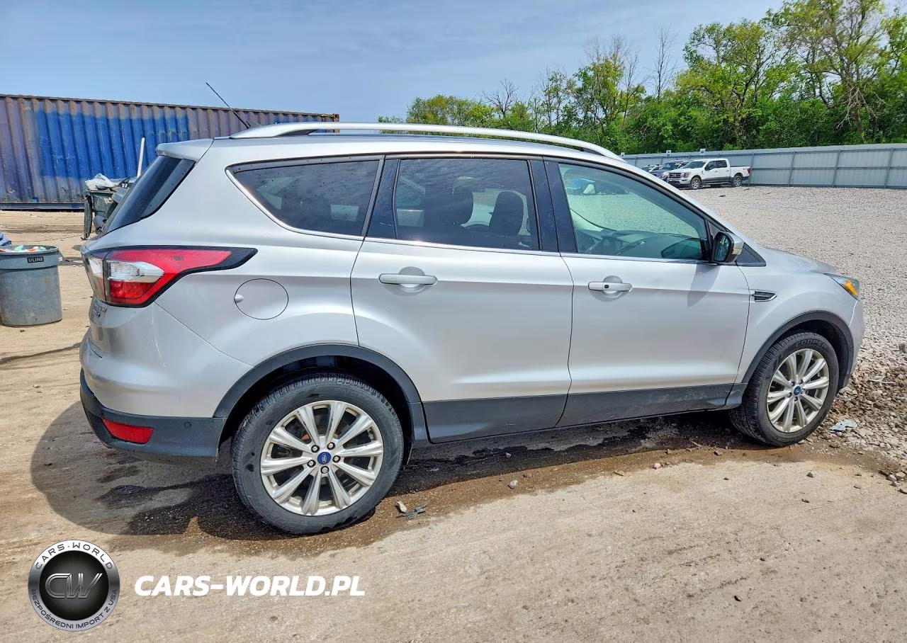 2018 Ford Escape Titanium VIN:1FMCU9J90JUD28057 - 3