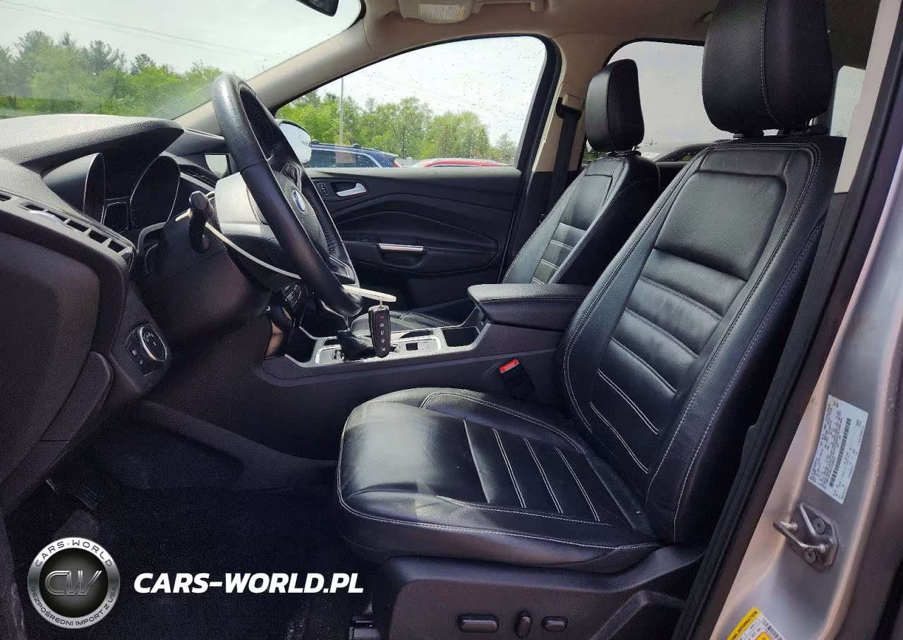2018 Ford Escape Titanium VIN:1FMCU9J90JUD28057 - 7